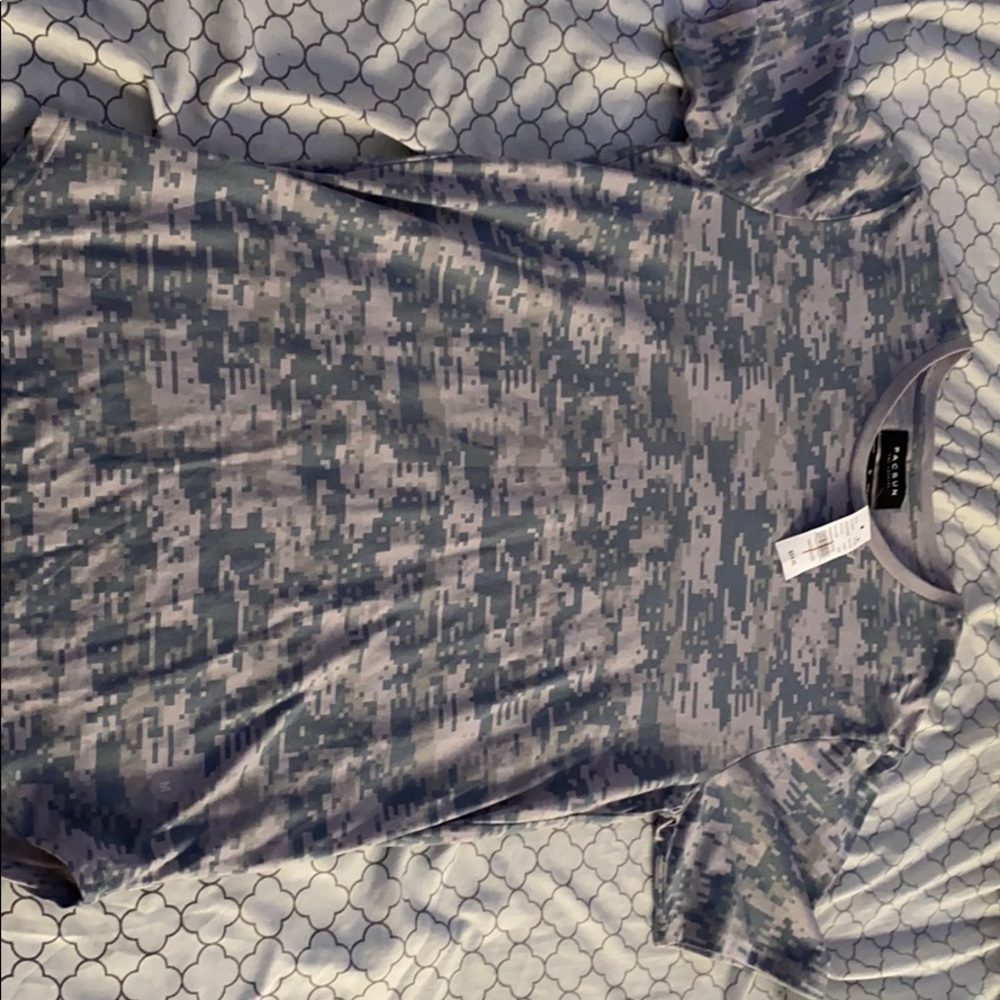 Men’s camouflage long tee